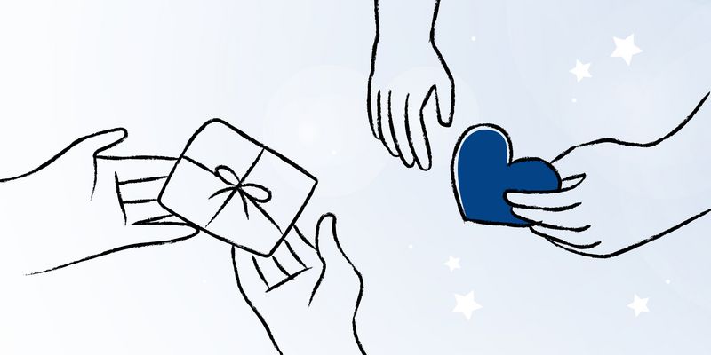 Hintergrund weiß mit blau verlaufend, zwei gezeichnete Hände, einer hat ein Geschenk in der Hand und der andere ein blaues Herz